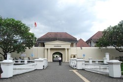 Hollywood Pun Kepincut Yogyakarta