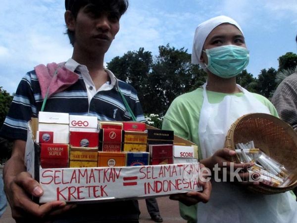 Komunitas Kretek Tolak Hari Anti Tembakau