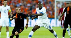 Belanda Kalahkan Slovakia 2-0