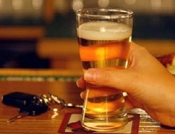 Profesor: Bagi Pengendara Alkohol Lebih Berbahaya dari Ekstasi