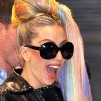 Lady Gaga Ukir Rekor dengan 25 Juta Follower
