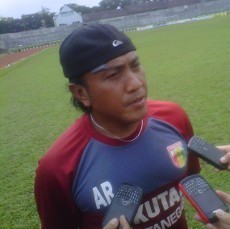 Mitra Kukar Optimistis Curi Poin di Bandung