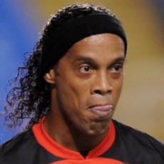 Ronaldinho Tinggalkan Flamengo