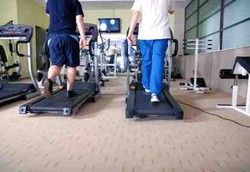 10 Persen Orang Justru Berisiko Jatuh Sakit Karena Rajin Olaharga