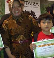 Ultah Surabaya Dapat Kado Adipura Kencana