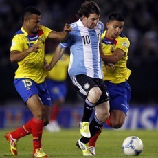 Bekuk Ekuador, Argentina Pimpin Klasemen