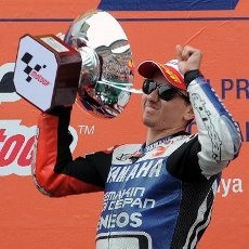 Lorenzo Mantapkan Posisi di Puncak Klasemen 