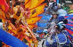 Liburan Sambil Bergaya di 4 Kota Fashion Carnaval