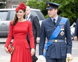 Karl Lagerfeld Puji Bokong Kate Middleton