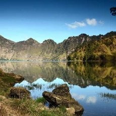 Rinjani Mempesona Sepanjang Jalan