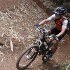 Gowes Sepeda di Jalur Pipa Gas, Berani?