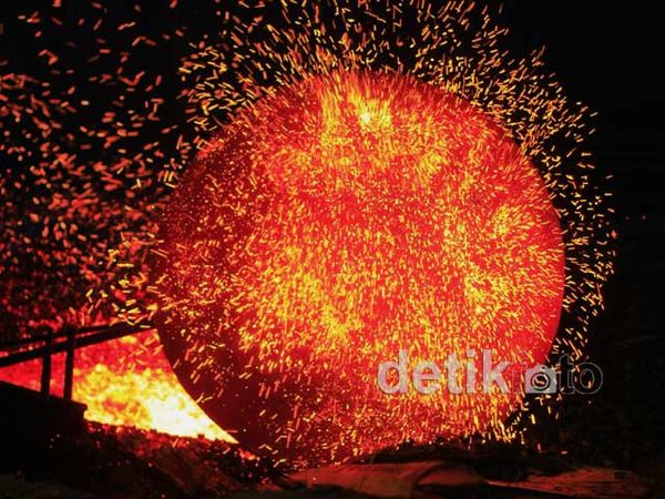 Mengintip Pembuatan Gamelan