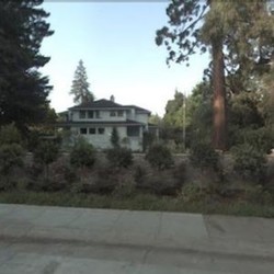 Yuk, Berkeliling ke Rumah Mark Zuckerberg