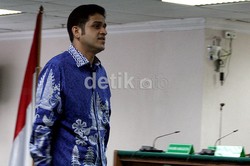 Biaya Pembuatan Kalender Anas Didapat dari Proyek di 3 Universitas