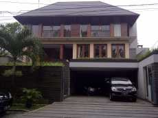 Petugas KPK Sambangi Rumah Cagub Hendardji, Verifikasi Kekayaan