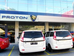 Proton Resmikan Diler Manado