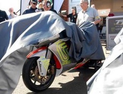 Motor yang Terinspirasi dari Tubuh Kim Kardashian