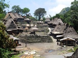 Keren! Ada Kota Kuno di Dasar Danau Kepulauan Ini