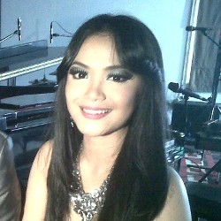 Sheza Idris Gaet Gio di Tentang Cinta