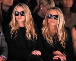 Kalahkan Marc Jacobs, Kembar Olsen Jadi Desainer Terbaik 2012