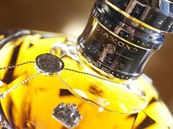 Sebotol Diamond Jubilee Whisky Ini Berharga Rp. 1,5 M!