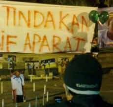 Bonek Gelar Aksi Kecam Tindakan Arogan Polisi