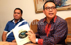 Periksa Ajudan, KPK Semakin Mengarah ke Gubernur Rusli Zainal?