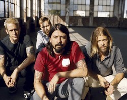 Drummer Foo Fighters Perankan Iggy Pop di Film Tentang CBGB