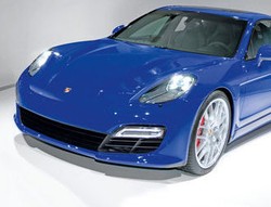 Mobil Terbaru Porsche Dijuluki Pajun