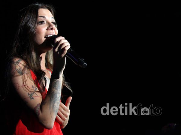 Konser Singkat Christina Perri