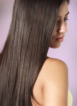 Ingin Rambut Tetap Kuat? Makanlah Ikan dan Ayam