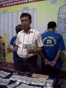 Pensiunan Jaksa Ditangkap karena Menipu Soal Peti Berisi Uang Brasil