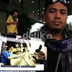 Diperiksa KPK, Fotografer Tribun Serahkan 13 Foto Angie Pegang BB