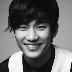 Jadi Mata-mata, Kim Soo Hyun Olahraga 4 Jam Sehari