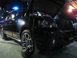 Mobil Pikap Si Raja Pesta