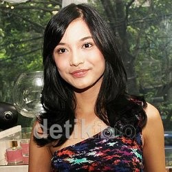 Gara-gara Game, Chelsea Olivia Dicueki Glenn Alinskie