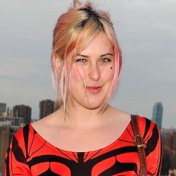 Putri Bruce Wilis Ditangkap Gara-gara Minum Alkohol