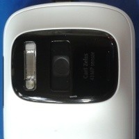 Untuk Apa Nokia Benamkan Kamera Monster? 