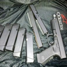 Bea Cukai Juanda Juga Amankan 2 Softgun 9MM dan 7 Spare Part