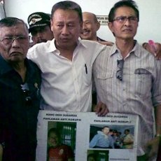 Pendukung Dedi Sugarda Nyaris Dikeluarkan dari Ruang Sidang