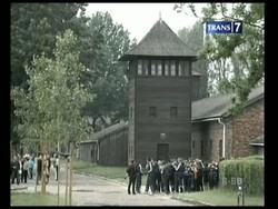 Italia dan Belanda Kunjungi Kamp Nazi