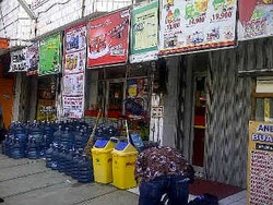 Alfamart Otista Dirampok Rp 60 Juta, Aksi Pelaku Terekam CCTV