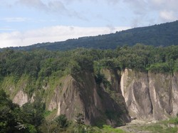 Bukittinggi, Dingin dan Suasananya Bikin Kangen!