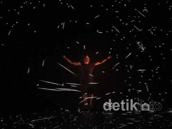 Cinamatique : Paduan Tari dan Lukisan Virtual