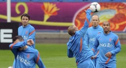 UEFA: Ada Ejekan Rasis Saat Tim Belanda Berlatih