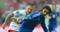 Dua Kartu Merah dan Hasil Imbang Warnai Laga Pembuka