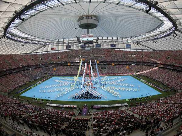 Meriahnya Pembukaan Euro 2012