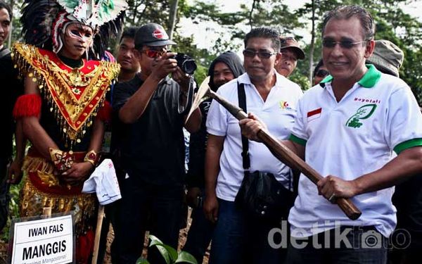 Iwan Fals Turut Hijaukan Boyolali