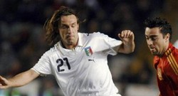 Pirlo Masih Lebih Baik dari Xavi