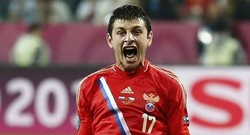 Dua Gol Pembuktian Dzagoev
